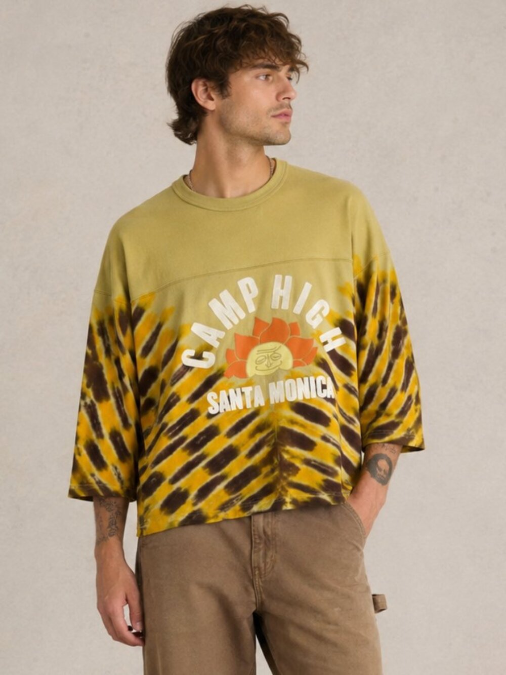 Camp High Collective Crew Neck Sweat Shirt Size Small